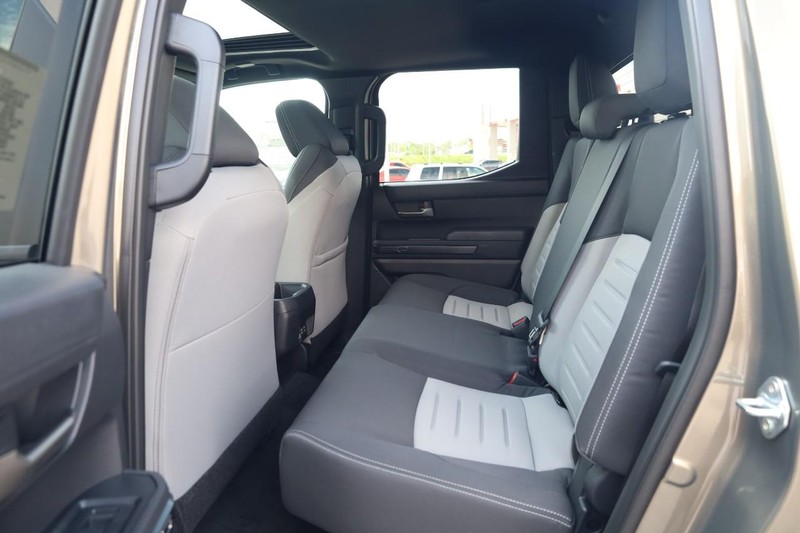 Toyota Tacoma 4WD Vehicle Image 22