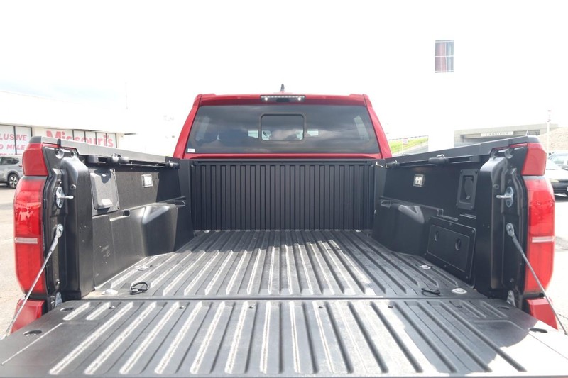 Toyota Tacoma 4WD Vehicle Image 07