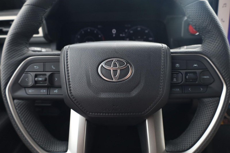 Toyota Tacoma 4WD Vehicle Image 08
