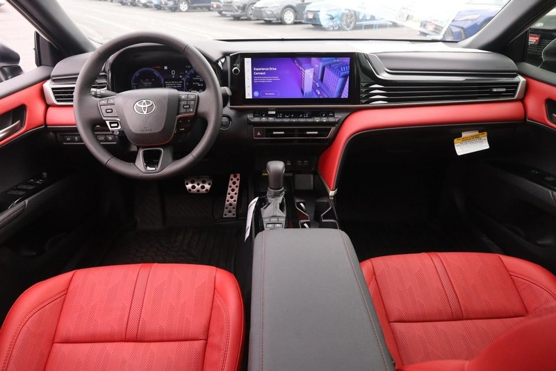 Toyota Camry Vehicle Image 22