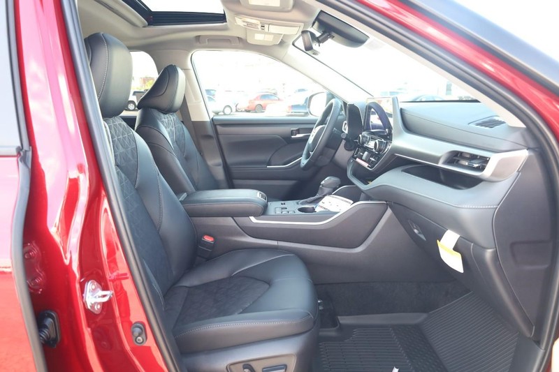 Toyota Highlander Vehicle Image 27