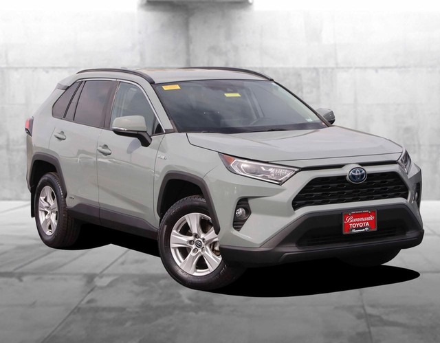 Used 2020 Toyota RAV4 XLE with VIN 4T3R6RFV8LU004231 for sale in Hazelwood, MO