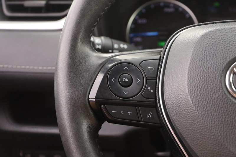 Toyota RAV4 Vehicle Image 11