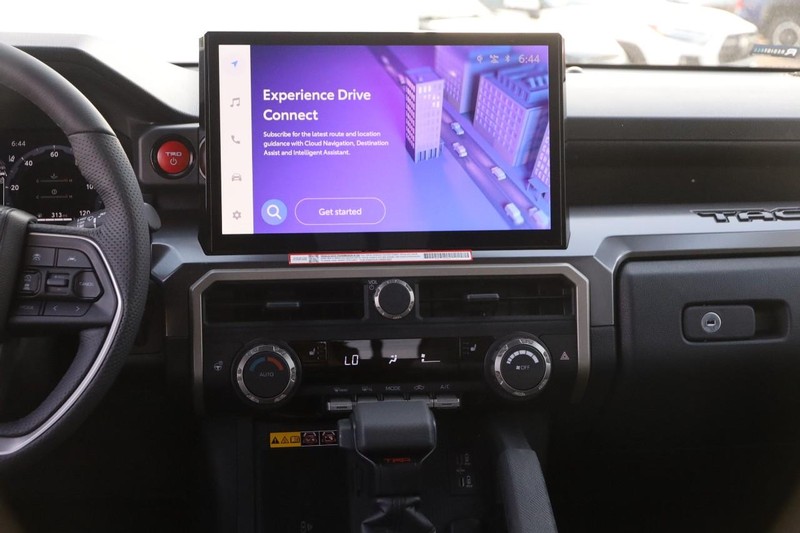Toyota Tacoma 4WD Vehicle Image 25