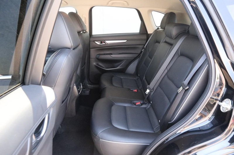 Mazda CX-5 Vehicle Image 09