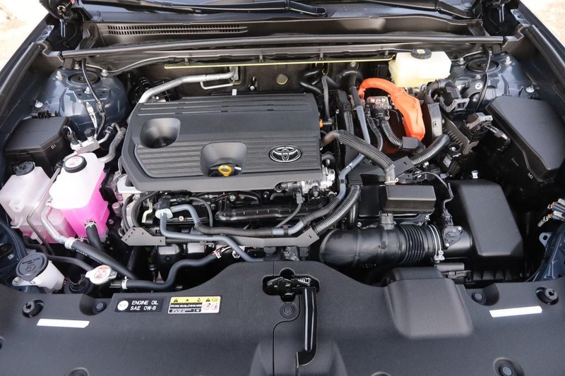 Toyota Crown Vehicle Image 27