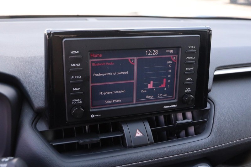 Toyota RAV4 Vehicle Image 15