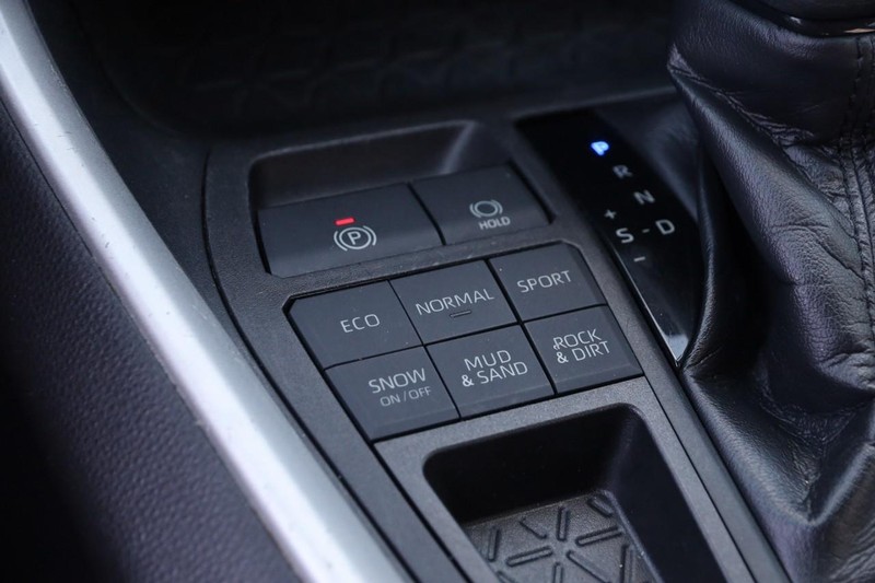 Toyota RAV4 Vehicle Image 18