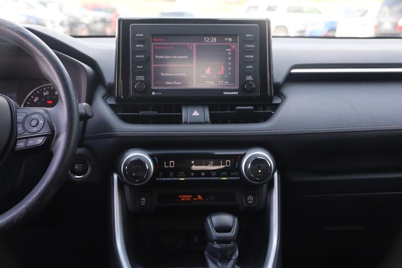 Toyota RAV4 Vehicle Image 22