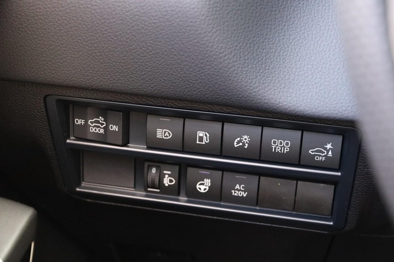 Toyota Tundra 4WD Vehicle Image 19
