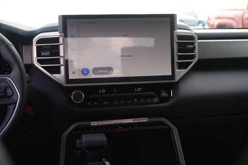 Toyota Tundra 4WD Vehicle Image 23