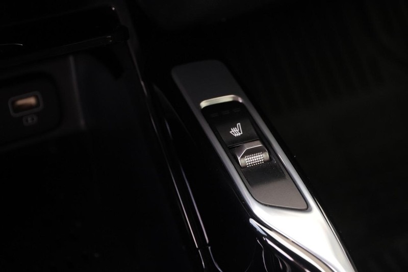 Kia Sorento Vehicle Image 21