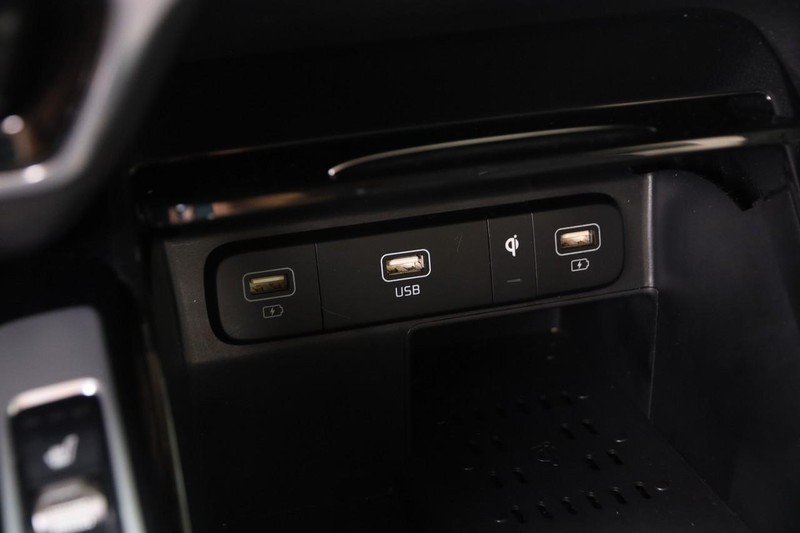 Kia Sorento Vehicle Image 22