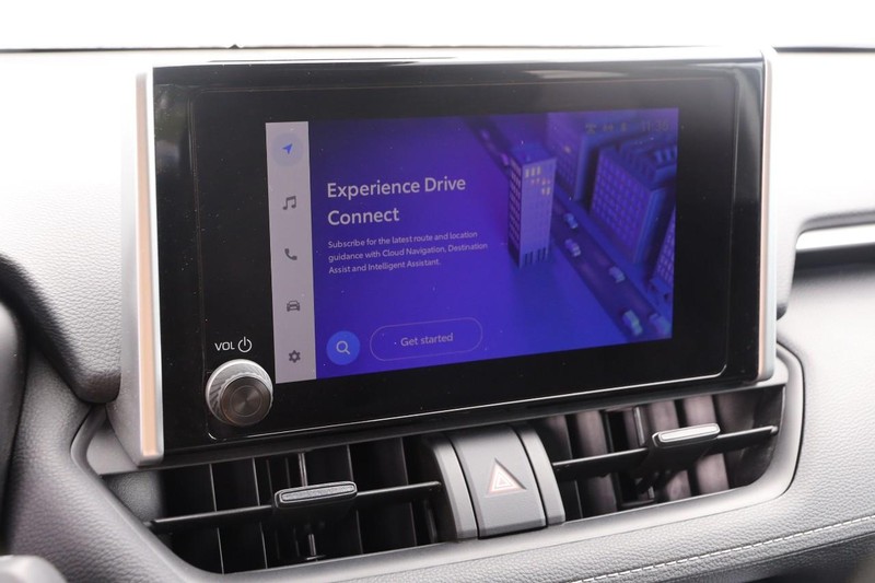 Toyota RAV4 Vehicle Image 16