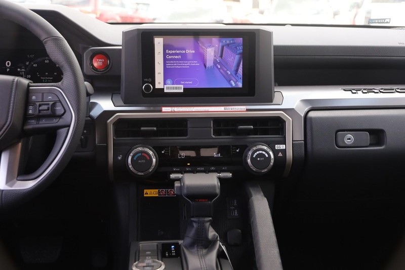 Toyota Tacoma 4WD Vehicle Image 23