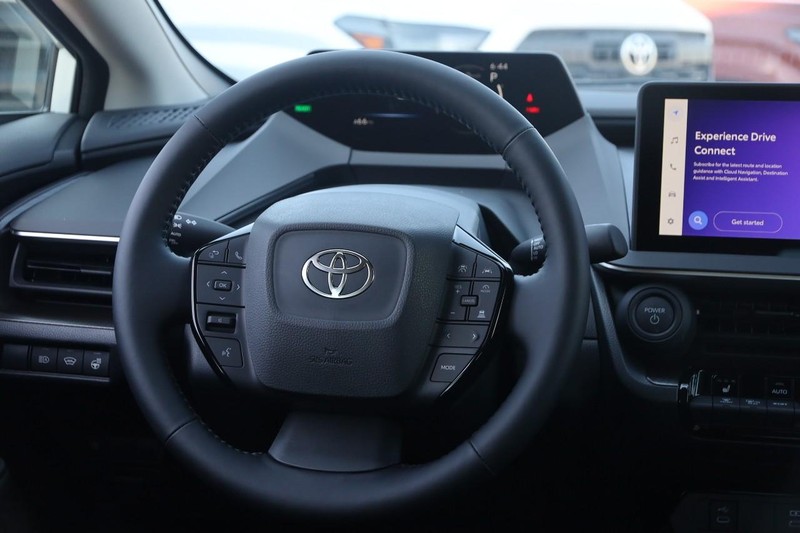 Toyota Prius Vehicle Image 22