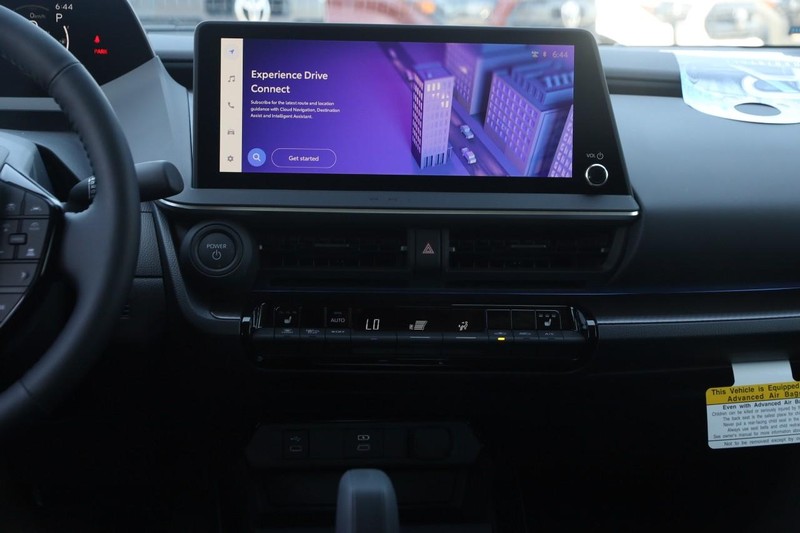 Toyota Prius Vehicle Image 23