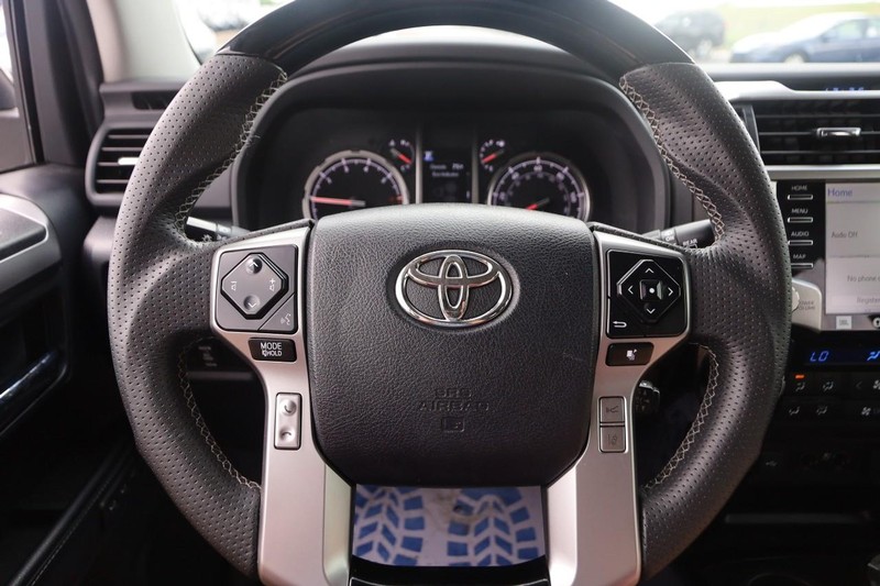 Toyota 4Runner Vehicle Image 11