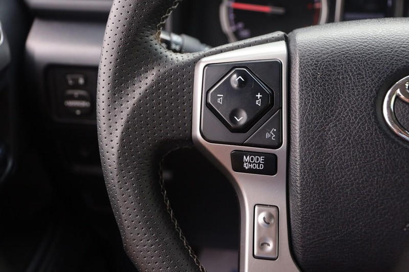Toyota 4Runner Vehicle Image 12