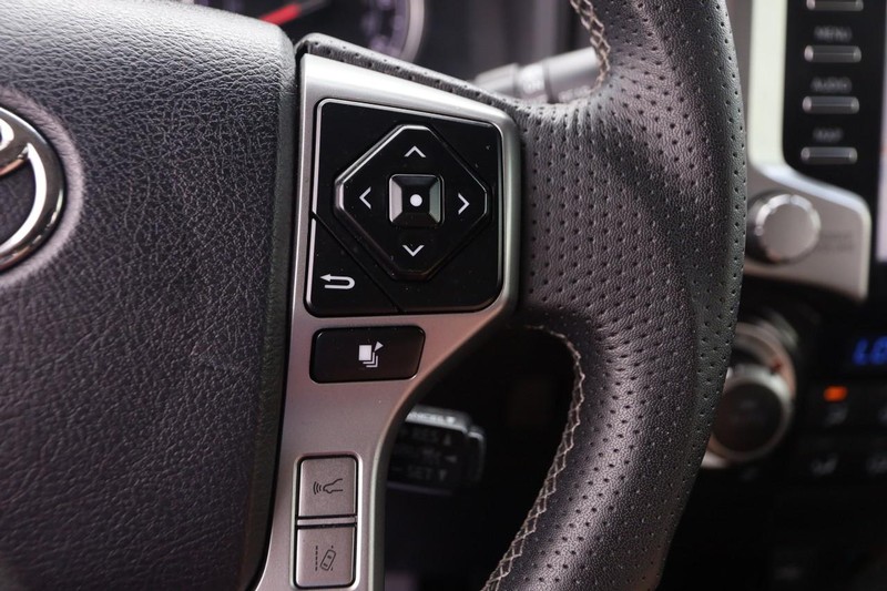 Toyota 4Runner Vehicle Image 13