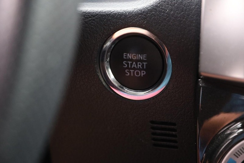 Toyota 4Runner Vehicle Image 15