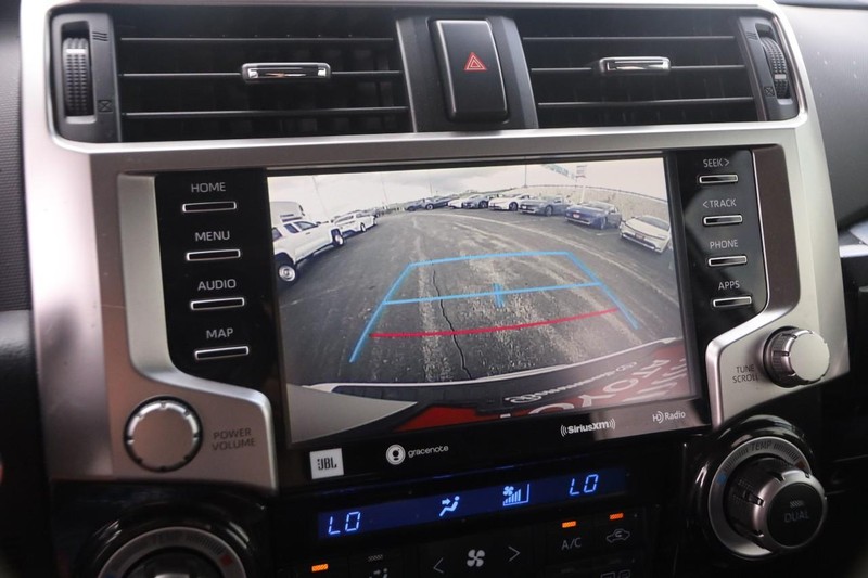 Toyota 4Runner Vehicle Image 16