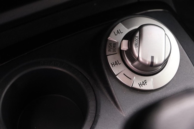 Toyota 4Runner Vehicle Image 19