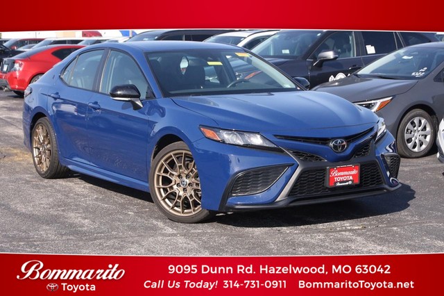2024 Toyota Camry SE at Bommarito Toyota in Hazelwood MO