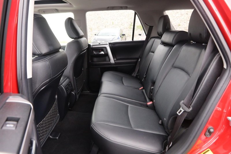 Toyota 4Runner Vehicle Image 10