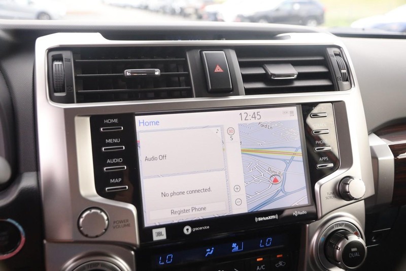 Toyota 4Runner Vehicle Image 16