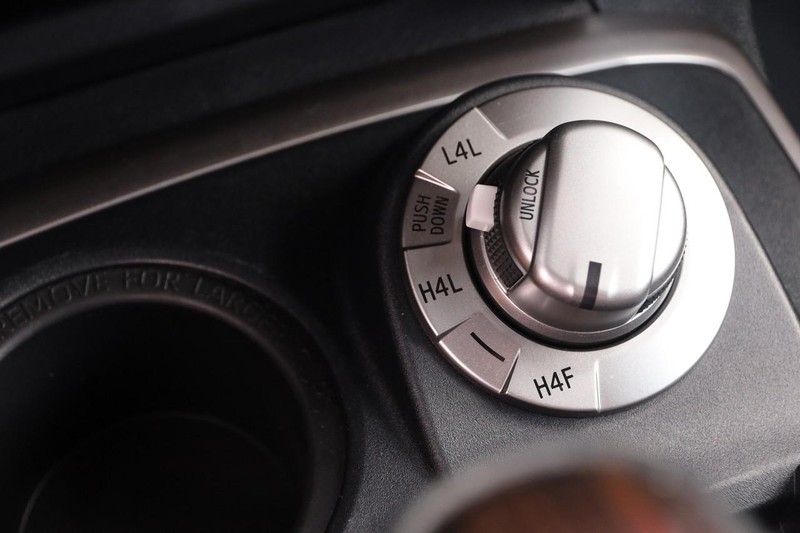 Toyota 4Runner Vehicle Image 20