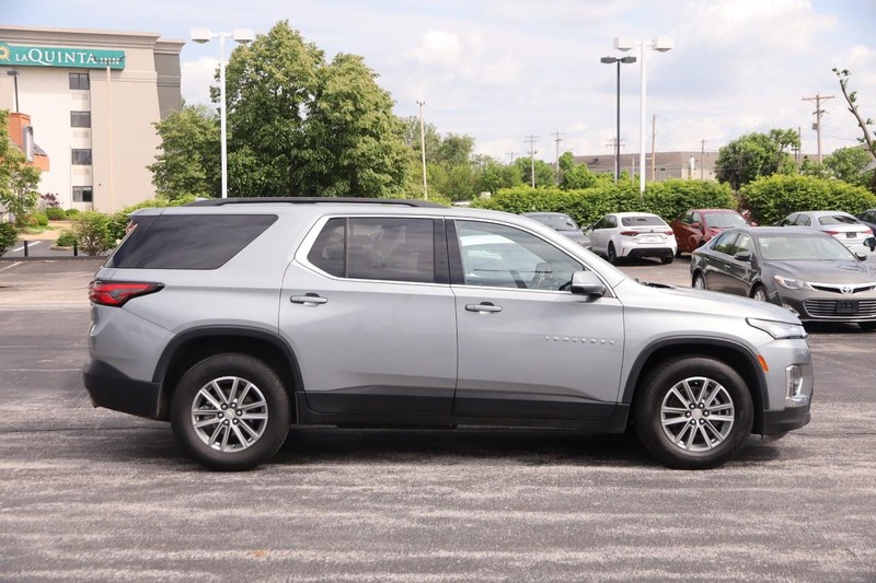 Chevrolet Traverse Vehicle Image 05