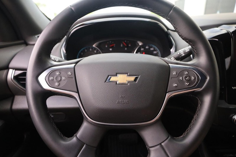 Chevrolet Traverse Vehicle Image 12