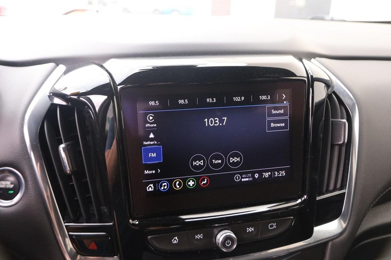 Chevrolet Traverse Vehicle Image 17