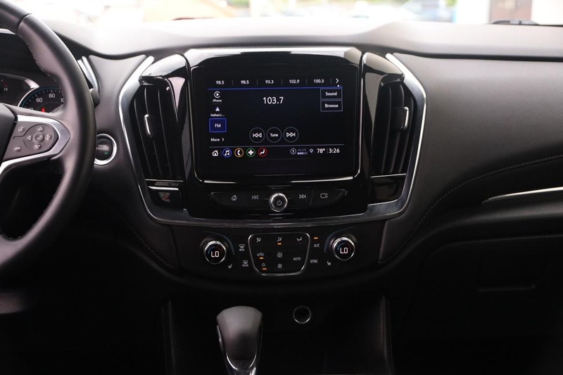 Chevrolet Traverse Vehicle Image 25