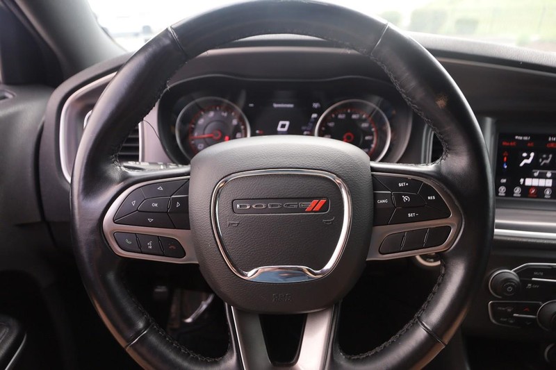 Dodge Charger Vehicle Image 11