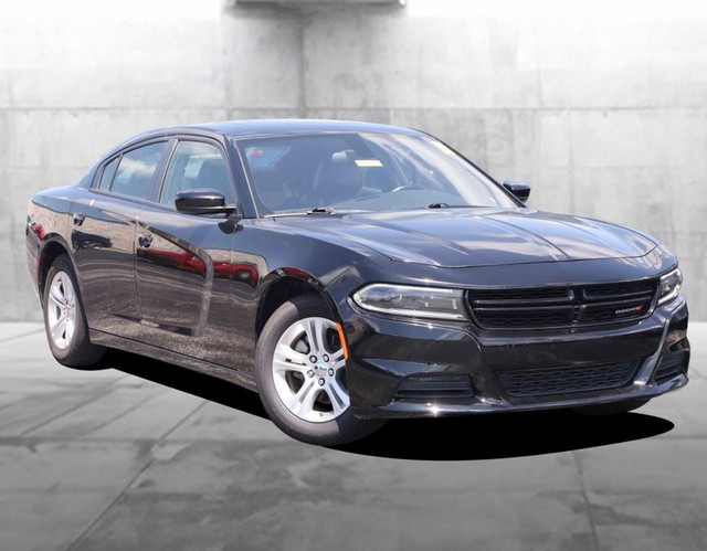 Used 2022 Dodge Charger SXT with VIN 2C3CDXBG8NH138168 for sale in Hazelwood, MO
