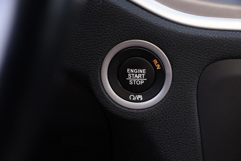 Dodge Charger Vehicle Image 15