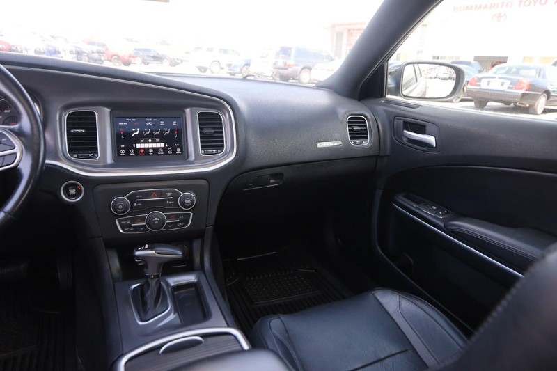 Dodge Charger Vehicle Image 24