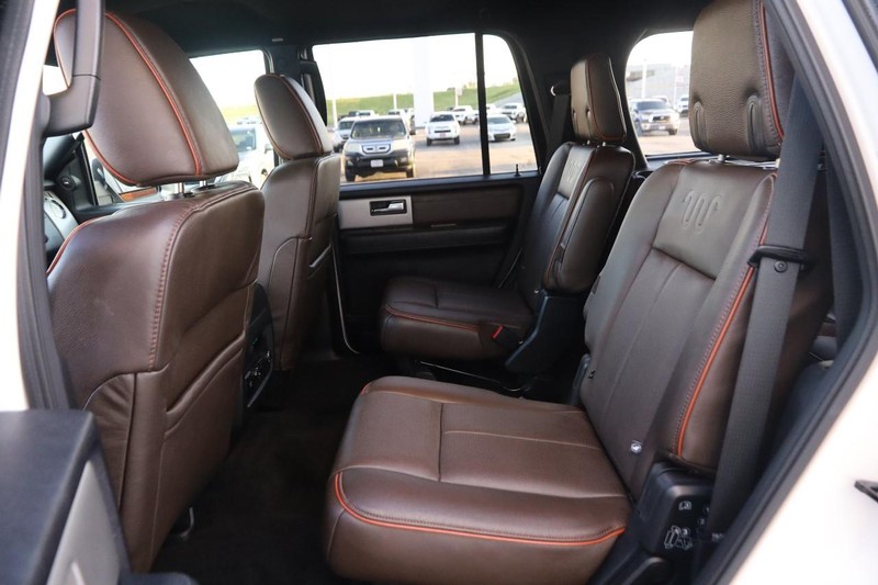 Ford Expedition Vehicle Image 10