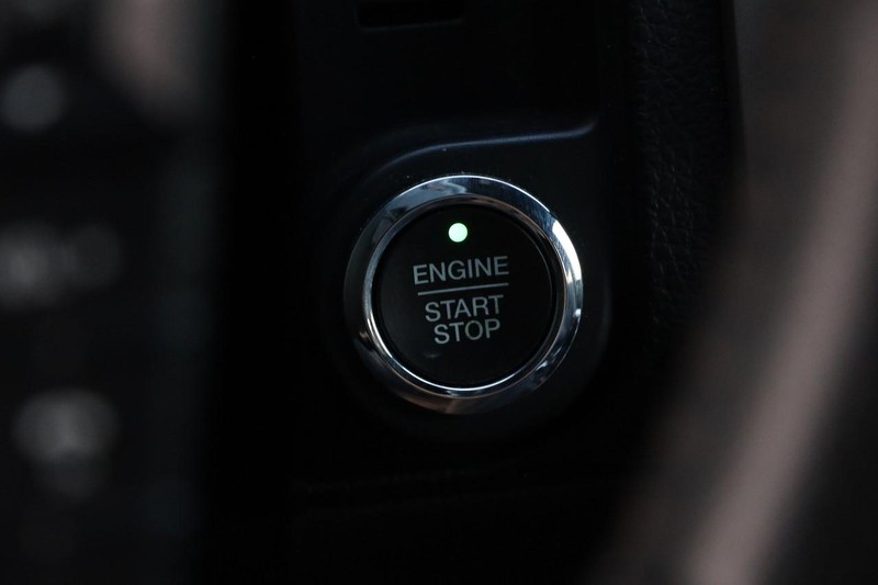 Ford Expedition Vehicle Image 16