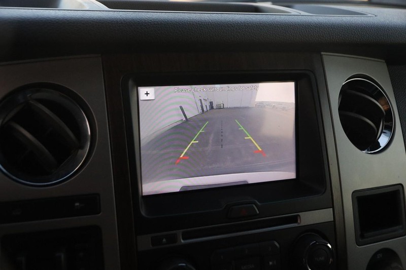 Ford Expedition Vehicle Image 18