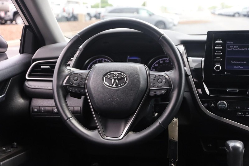 Toyota Camry Vehicle Image 21