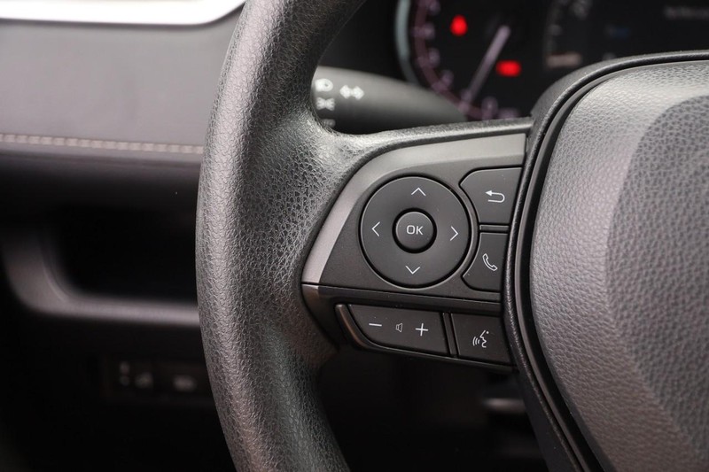 Toyota RAV4 Vehicle Image 11