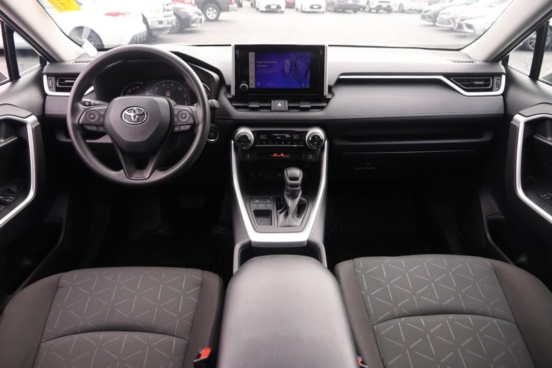 Toyota RAV4 Vehicle Image 20