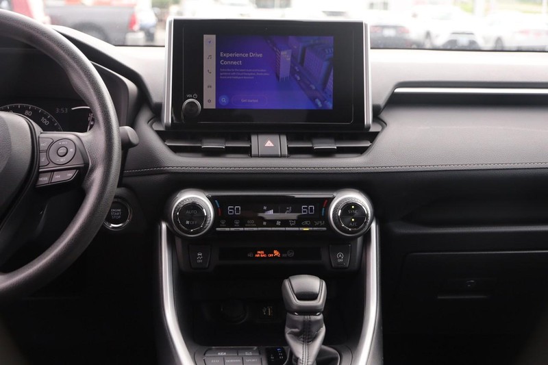 Toyota RAV4 Vehicle Image 23