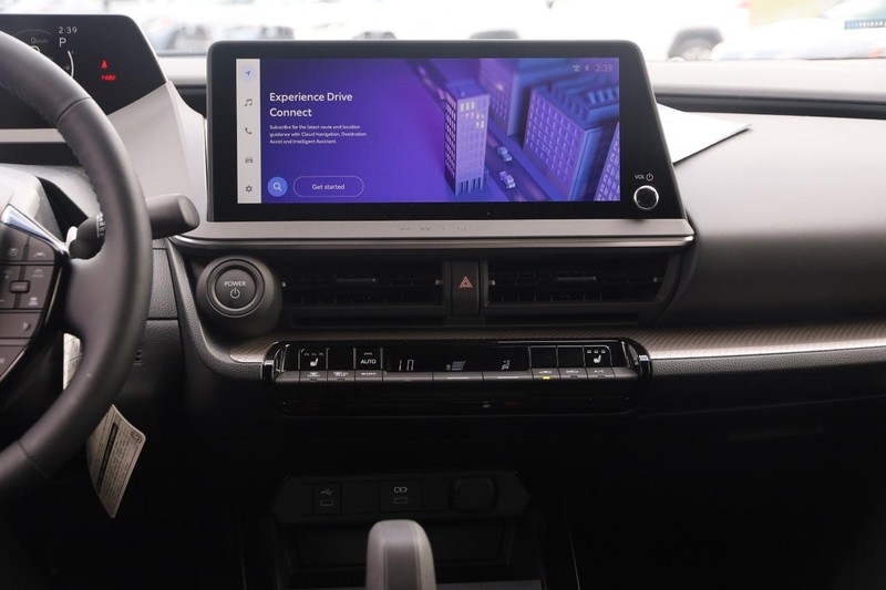 Toyota Prius Vehicle Image 24