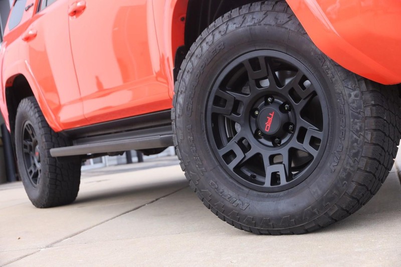 Toyota 4Runner Vehicle Image 03