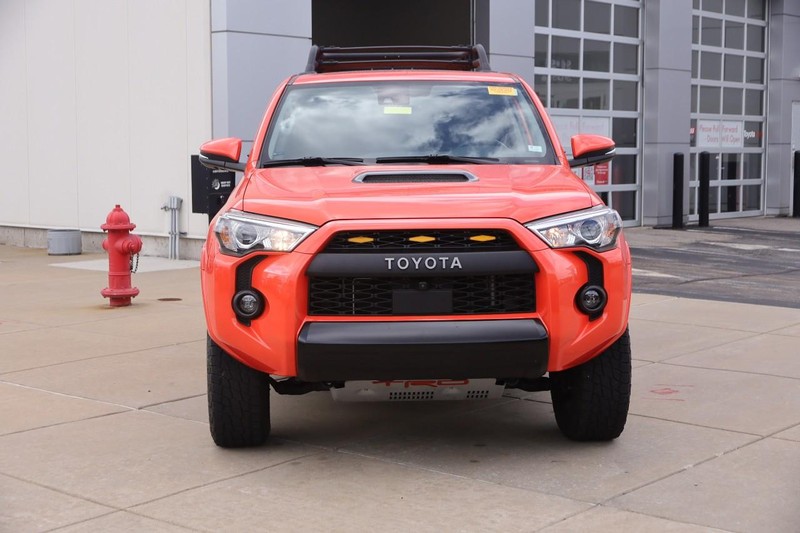 Toyota 4Runner Vehicle Image 04