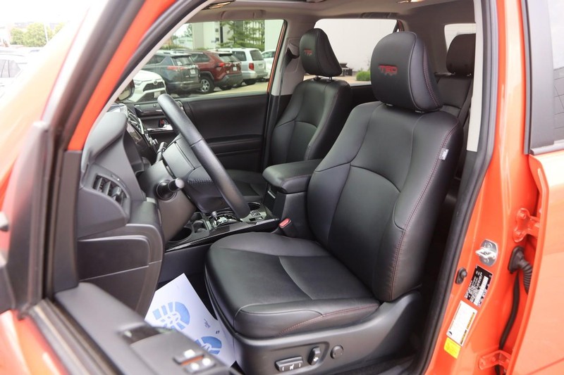 Toyota 4Runner Vehicle Image 08